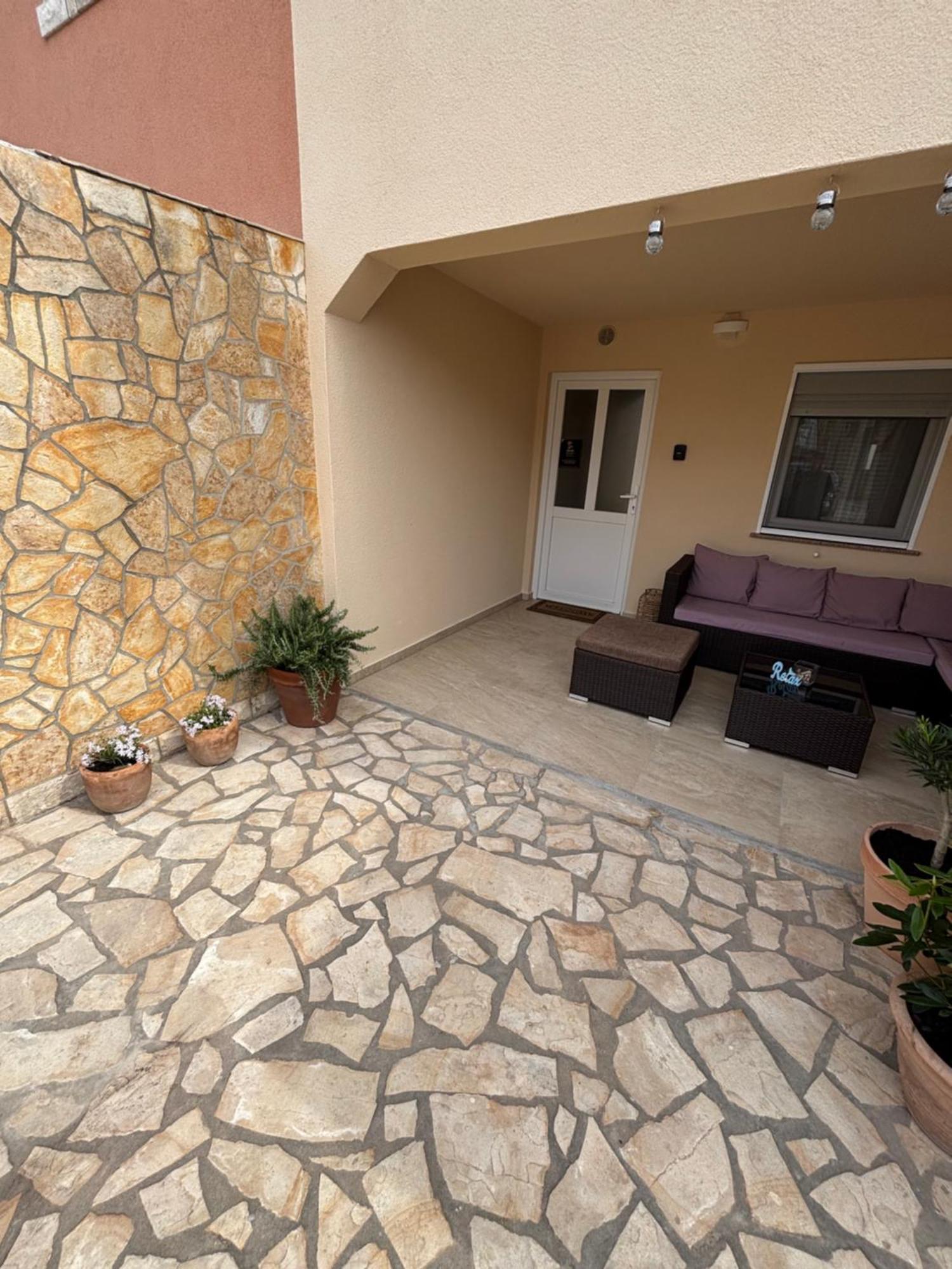 Holiday House Matej Vir Zewnętrze zdjęcie